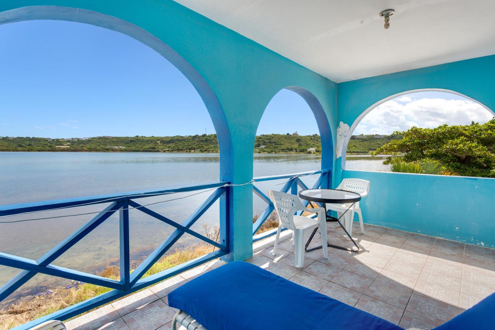 Edwards Guesthouse Sandy Ground Village Экстерьер фото